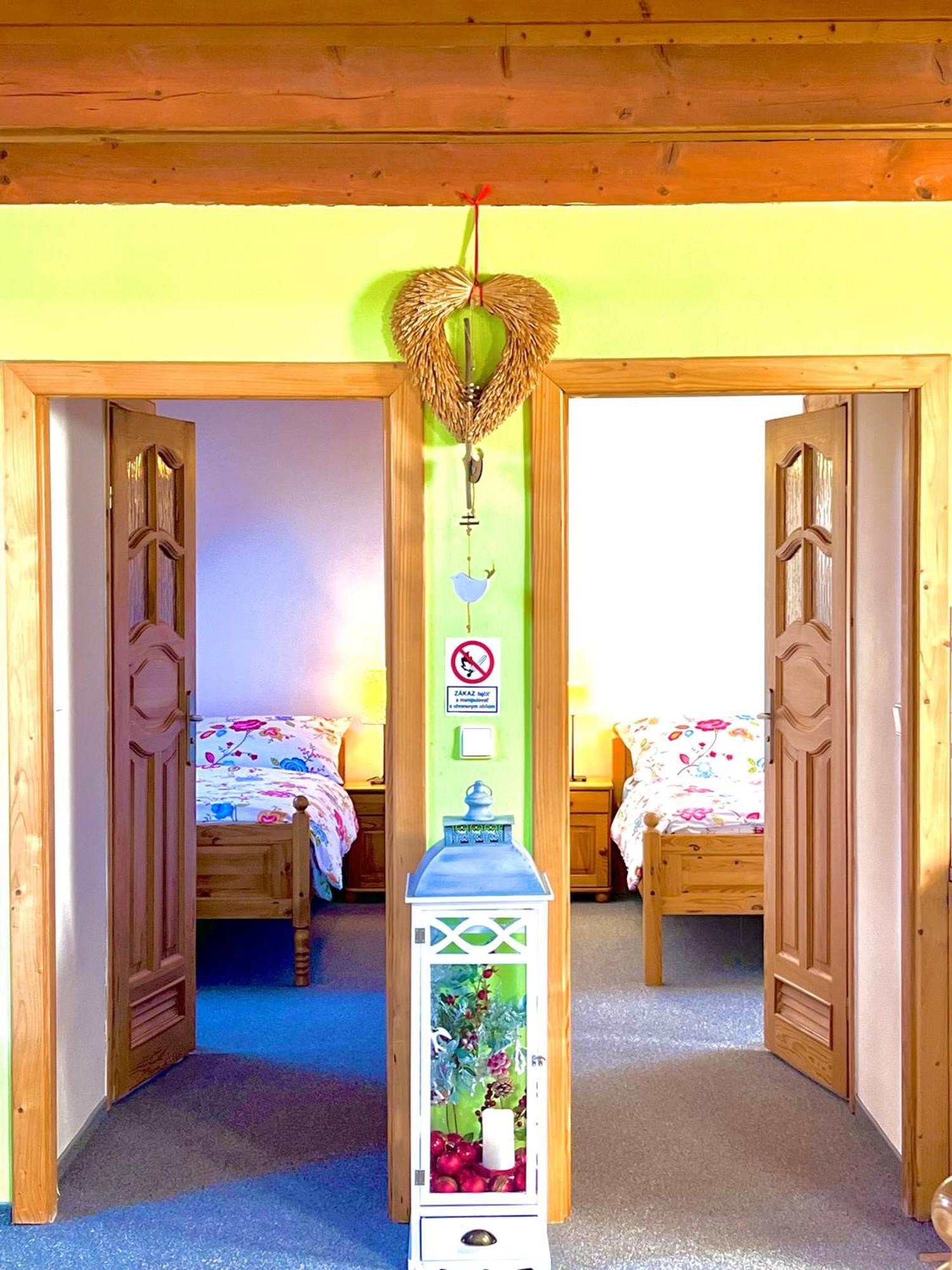 רוז'ומברוק Holiday Resort Svarny מראה חיצוני תמונה