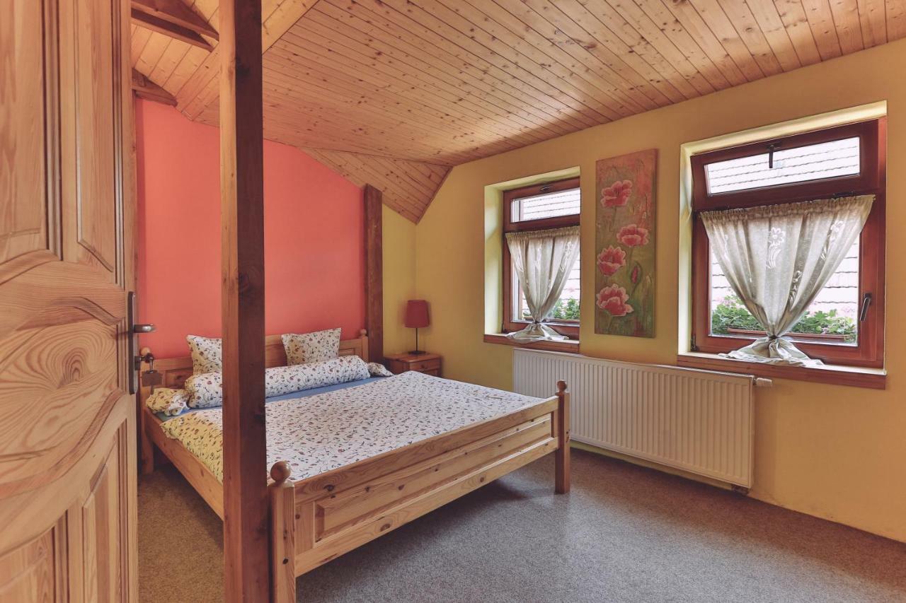 רוז'ומברוק Holiday Resort Svarny מראה חיצוני תמונה