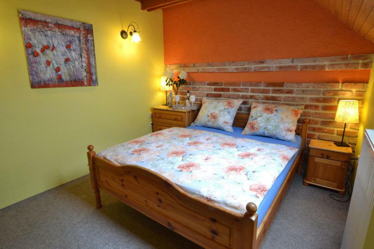 רוז'ומברוק Holiday Resort Svarny מראה חיצוני תמונה