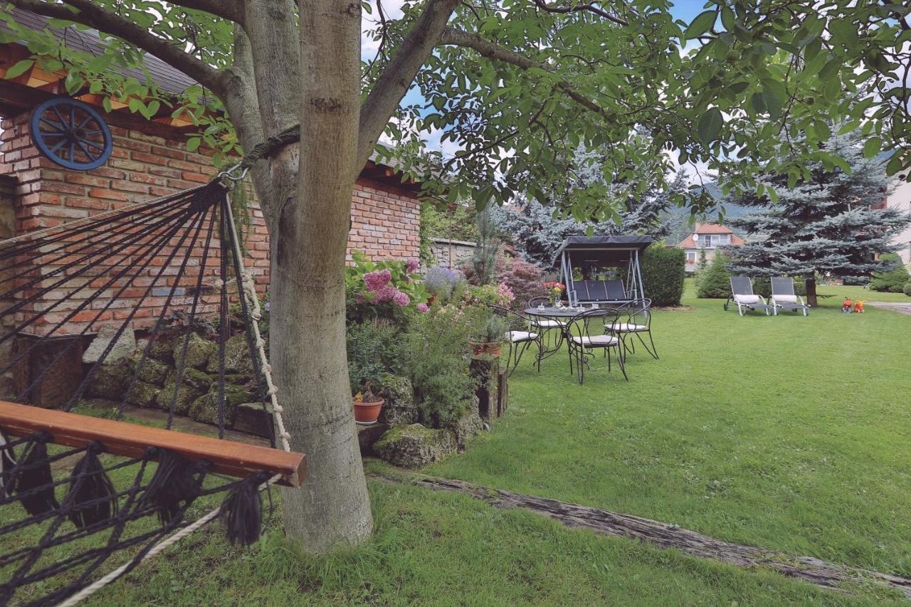 רוז'ומברוק Holiday Resort Svarny מראה חיצוני תמונה
